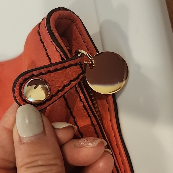 Ann Taylor loft genuine Leather bag - Picture 4 of 8